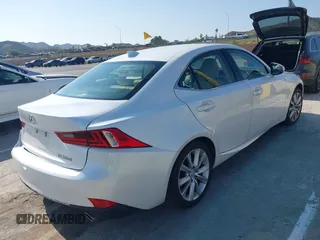 2016 Lexus IS 200t с VIN JTHBA1D21G5021832, выставлен на аукционе IAAI как лот 42452936 с пробегом 69 249 миль миль и . История ставок и продаж доступна на DreamBid. Изображение 4.