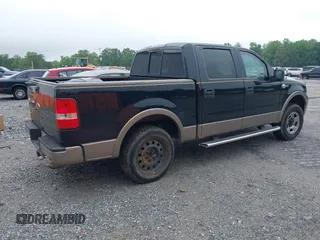 2005 Ford F-150 XLT z VIN 1FTPW12575KF06593, wystawiony jako IAAI lot #42375560 z przebiegiem 264 277 mil mil oraz . Historia ofert i sprzedaży dostępna na DreamBid. Obrazek 4.