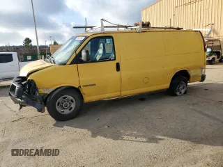 2005 GMC Savana Cargo Van with VIN 1GTGG25V351128468, listed as a Copart auction lot 85924594 with 217,568 mi miles and Salvage Title. Bid and sale history available at carsss.com. Image 1.