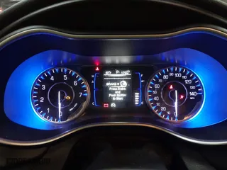 2015 Chrysler 200 Limited with VIN 1C3CCCAB9FN503886, listed as a IAAI auction lot 41584971 with 126,206 mi miles. Bid and sale history available at carsss.com. Image 7.