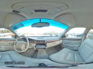 1999 Cadillac DeVille z VIN 1G6KD54Y5XU767438, wystawiony jako Copart lot #86133764 z przebiegiem Nie podano mil oraz Nie do naprawy • Non repairable. Historia ofert i sprzedaży dostępna na DreamBid. Obrazek 12.