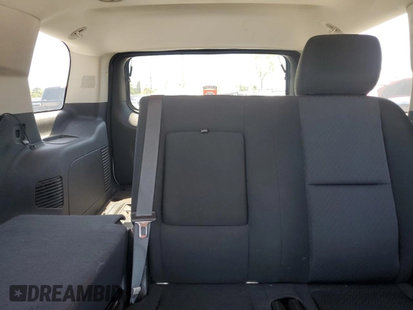 2011 GMC Yukon SLE with VIN 1GKS1AE00BR102325, listed as a Copart auction lot 48973145 with 223,109 mi miles and Salvage Title. Bid and sale history available at carsss.com. Image 10.