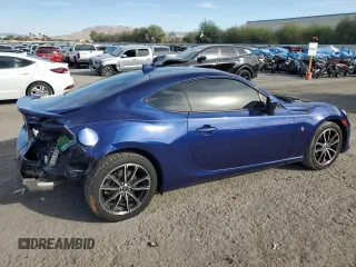 2017 Toyota 86 with VIN JF1ZNAA11H8701770, listed as a Copart auction lot 76038934 with 37,909 mi miles and Salvage Title. Bid and sale history available at carsss.com. Image 3.