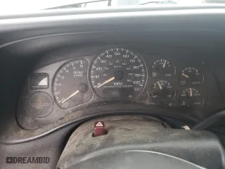 2002 Chevrolet Silverado 1500 LT with VIN 2GCEC19T921165231, listed as a Copart auction lot 80653194 with 0 mi miles and Salvage Title. Bid and sale history available at carsss.com. Image 9.