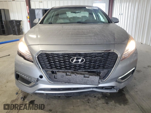 2017 Hyundai Sonata Hybrid SE with VIN KMHE24L19HA048576, listed as a Copart auction lot 53164213 with 101,715 mi miles. Bid and sale history available at carsss.com. Image 5.
