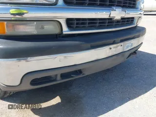2005 Chevrolet Suburban LT with VIN 1GNFK16Z45J157703, listed as a IAAI auction lot 41840882 with 337,113 mi miles and . Bid and sale history available at DreamBid. Image 15.