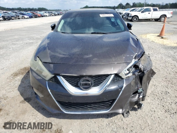 2016 Nissan Maxima SR z VIN 1N4AA6APXGC439401, wystawiony jako Copart lot #52011535 z przebiegiem 132 267 mil mil oraz Szkoda całkowita • Salvage title. Historia ofert i sprzedaży dostępna na DreamBid. Obrazek 5.