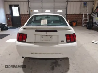 2000 Ford Mustang с VIN 1FAFP4049YF271931, выставлен на аукционе IAAI как лот 41984117 с пробегом 219 865 миль миль и . История ставок и продаж доступна на DreamBid. Изображение 17.