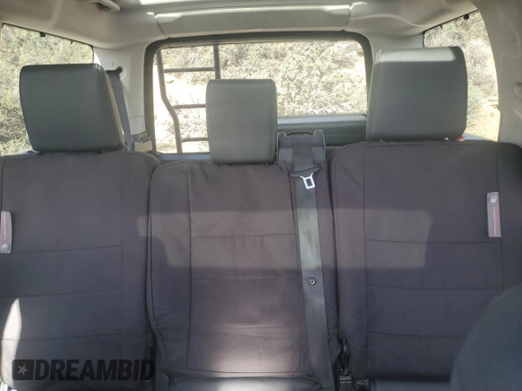 2015 Land Rover LR4 HSE with VIN SALAG2V68FA763677, listed as a Copart auction lot 53087165 with 95,488 mi miles and Salvage title. Bid and sale history available at DreamBid. Image 10.