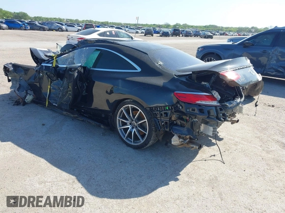 2016 Mercedes-Benz S 550 z VIN WDDXJ8FB9GA015805, wystawiony jako IAAI lot #41990466 z przebiegiem Nie podano mil oraz . Historia ofert i sprzedaży dostępna na DreamBid. Obrazek 3.