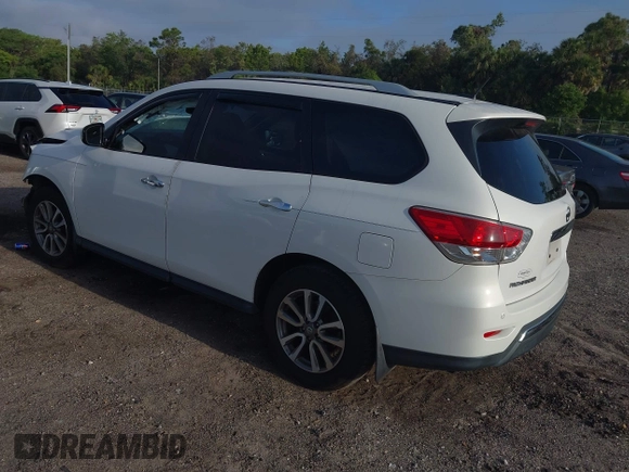 2013 Nissan Pathfinder SV with VIN 5N1AR2MN3DC671772, listed as a IAAI auction lot 41918880 with 116,182 mi miles. Bid and sale history available at carsss.com. Image 3.