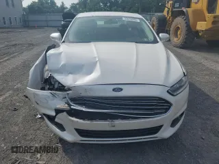 2013 Ford Fusion SE with VIN 3FA6P0HR6DR232655, listed as a Copart auction lot 63034895 with 175,531 mi miles and Clean title. Bid and sale history available at DreamBid. Image 5.
