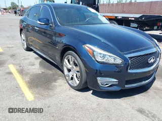 2015 Infiniti Q70 with VIN JN1BY1PP8FM601834, listed as a IAAI auction lot 42028330 with 106,285 mi miles and . Bid and sale history available at DreamBid. Image 1.