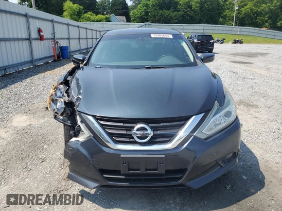 2017 Nissan Altima SV z VIN 1N4AL3AP8HC234279, wystawiony jako Copart lot #59305655 z przebiegiem 175 181 mil mil oraz Czysty tytuł • Clean title. Historia ofert i sprzedaży dostępna na DreamBid. Obrazek 5.