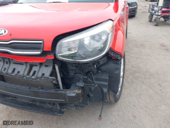2019 Kia Soul + with VIN KNDJP3A58K7015495, listed as a IAAI auction lot 41668065 with 93,862 mi miles. Bid and sale history available at carsss.com. Image 6.