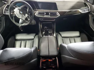 2020 BMW X5 xDrive40i with VIN 5UXCR6C09L9B69226, listed as a Copart auction lot 61435965 with Not provided miles and Salvage title. Bid and sale history available at DreamBid. Image 8.