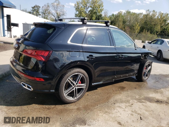 2020 Audi SQ5 Premium Plus with VIN WA1B4AFY0L2123543, listed as a Copart auction lot 71032274 with 44,446 mi miles and Salvage Title. Bid and sale history available at DreamBid. Image 3.