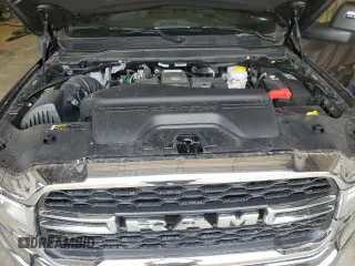 2024 Ram 3500 Tradesman with VIN 3C63RRGL9RG272456, listed as a Copart auction lot 63524094 with 2,710 mi miles and Clean Title. Bid and sale history available at carsss.com. Image 11.