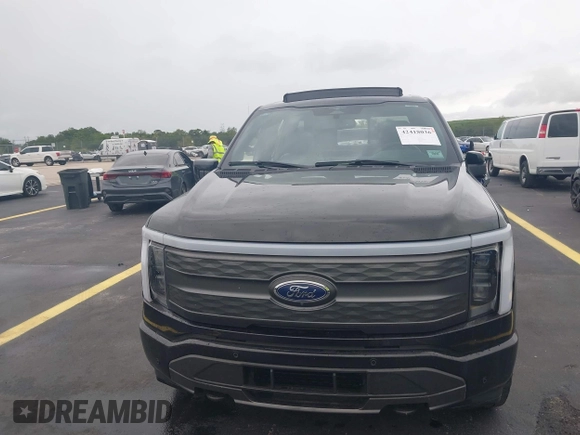 2023 Ford F-150 Lightning Pro with VIN 1FT6W1EV3PWG08587, listed as a IAAI auction lot 42418036 with Not provided miles and . Bid and sale history available at DreamBid. Image 6.