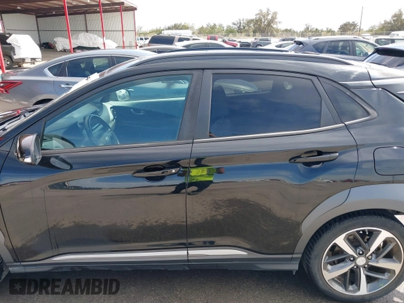 2018 Hyundai Kona Limited with VIN KM8K33A58JU078785, listed as a IAAI auction lot 41808445 with 58,738 mi miles. Bid and sale history available at carsss.com. Image 14.