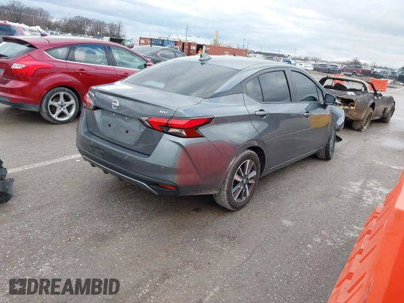 2021 Nissan Versa SV with VIN 3N1CN8EV1ML884592, listed as a IAAI auction lot 41464477 with 69,426 mi miles. Bid and sale history available at carsss.com. Image 4.