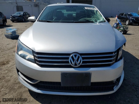 2012 Volkswagen Passat SE w/Sunroof with VIN 1VWBH7A34CC031724, listed as a Copart auction lot 52285705 with 85,593 mi miles and Clean Title. Bid and sale history available at carsss.com. Image 5.