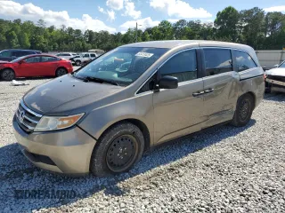2011 Honda Odyssey LX z VIN 5FNRL5H20BB102162, wystawiony jako Copart lot #55413425 z przebiegiem 137 957 mil mil oraz Szkoda całkowita • Salvage title. Historia ofert i sprzedaży dostępna na DreamBid. Obrazek 1.