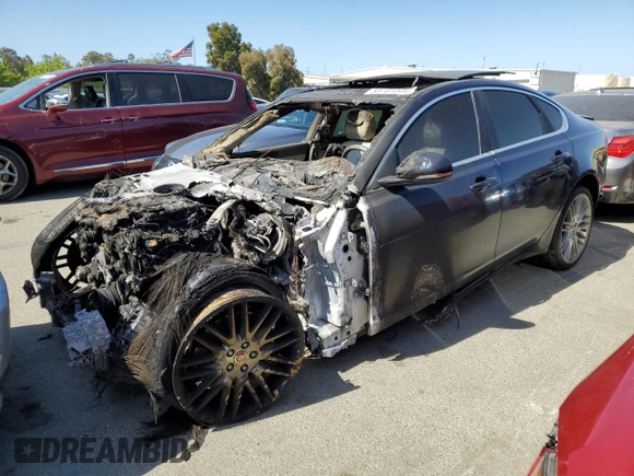 2016 Jaguar XF 35t Prestige with VIN SAJBE4BV0GCY07848, listed as a Copart auction lot 58161004 with Not Provided miles and Non Repairable. Bid and sale history available at carsss.com. Image 1.