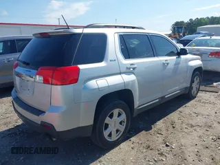 2014 GMC Terrain SLE z VIN 2GKFLRE37E6326485, wystawiony jako IAAI lot #42193314 z przebiegiem 167 209 mil mil oraz . Historia ofert i sprzedaży dostępna na DreamBid. Obrazek 4.