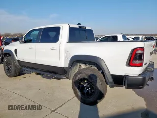 2022 Ram 1500 TRX with VIN 1C6SRFU92NN364402, listed as a Copart auction lot 44027975 with 0 mi miles and Clean Title. Bid and sale history available at carsss.com. Image 2.