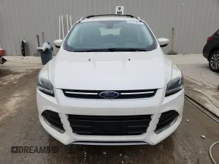 2013 Ford Escape Titanium with VIN 1FMCU0J98DUD76289, listed as a Copart auction lot 62125675 with 155,823 mi miles and Non repairable. Bid and sale history available at DreamBid. Image 5.