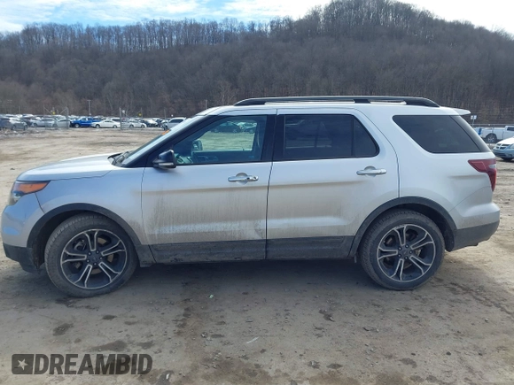 2013 Ford Explorer Sport with VIN 1FM5K8GT2DGC43798, listed as a IAAI auction lot 41673354 with 182,994 mi miles and . Bid and sale history available at carsss.com. Image 15.