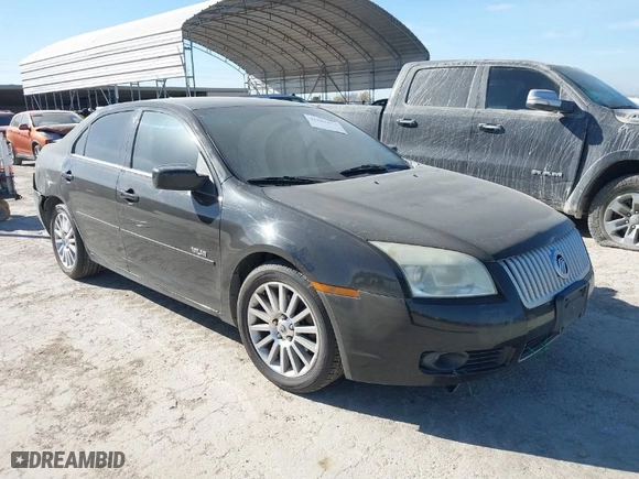 2008 Mercury Milan Premier with VIN 3MEHM08148R663571, listed as a IAAI auction lot 41802873 with 229,846 mi miles. Bid and sale history available at carsss.com. Image 1.