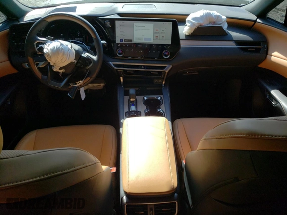 2025 Lexus RX 350 with VIN 2T2BAMCA3SC097099, listed as a Copart auction lot 54710035 with 3,483 mi miles and Salvage title. Bid and sale history available at DreamBid. Image 8.