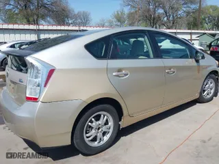 2010 Toyota Prius II with VIN JTDKN3DU1A0042591, listed as a IAAI auction lot 41824872 with 151,315 mi miles. Bid and sale history available at carsss.com. Image 5.