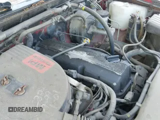 1992 Nissan Frontier z VIN 1N6SD16S0NC367303, wystawiony jako IAAI lot #42665693 z przebiegiem 100 249 mil mil oraz . Historia ofert i sprzedaży dostępna na DreamBid. Obrazek 12.