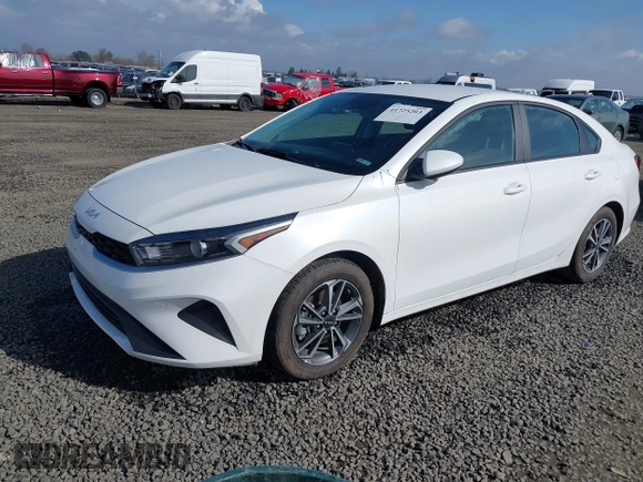2024 Kia Forte LXS with VIN 3KPF24AD0RE760091, listed as a IAAI auction lot 41725203 with Not Provided miles and . Bid and sale history available at DreamBid. Image 2.
