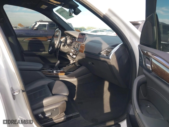 2019 BMW X3 xDrive30i with VIN 5UXTR9C58KLP92008, listed as a IAAI auction lot 41489334 with 45,125 mi miles. Bid and sale history available at carsss.com. Image 5.