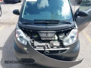 2013 Smart fortwo Pure z VIN WMEEJ3BA9DK585327, wystawiony jako IAAI lot #42343616 z przebiegiem 101 194 mil mil oraz . Historia ofert i sprzedaży dostępna na DreamBid. Obrazek 10.