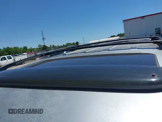 2006 Toyota Highlander Hybrid with VIN JTEDW21A060015086, listed as a IAAI auction lot 42138780 with 228,472 mi miles. Bid and sale history available at carsss.com. Image 17.