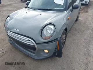 2015 MINI Hardtop with VIN WMWXM5C59F3A58798, listed as a IAAI auction lot 41514988 with 127,771 mi miles and . Bid and sale history available at DreamBid. Image 6.