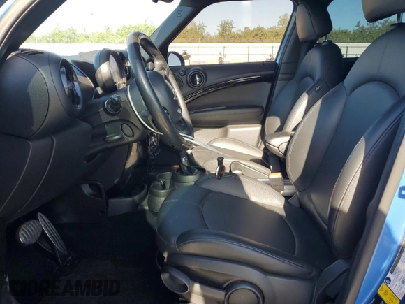 2013 MINI Countryman S with VIN WMWZC3C55DWP20904, listed as a Copart auction lot 57144355 with 136,621 mi miles and Clean title. Bid and sale history available at DreamBid. Image 7.
