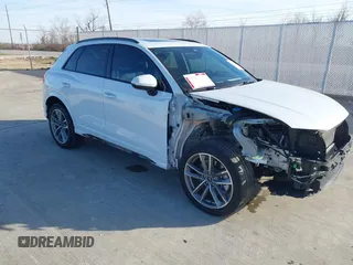 2022 Audi Q3 S line Premium z VIN WA1DECF39N1072980, wystawiony jako IAAI lot #41407117 z przebiegiem 19 397 mil mil oraz . Historia ofert i sprzedaży dostępna na DreamBid. Obrazek 1.