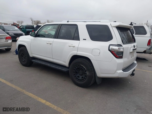 2017 Toyota 4Runner SR5 with VIN JTEZU5JR2H5162857, listed as a IAAI auction lot 41786004 with 93,437 mi miles. Bid and sale history available at carsss.com. Image 3.