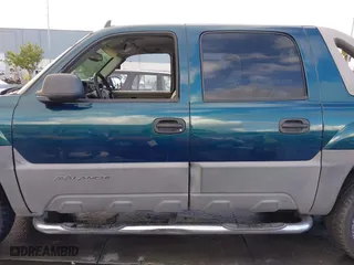 2006 Chevrolet Avalanche Z71 with VIN 3GNEK12Z36G131825, listed as a IAAI auction lot 41095431 with 349,879 mi miles. Bid and sale history available at carsss.com. Image 14.
