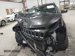 2021 Jeep Compass Limited with VIN 3C4NJDCB3MT572437, listed as a IAAI auction lot 41205095 with Not Provided miles and . Bid and sale history available at carsss.com. Image 11.