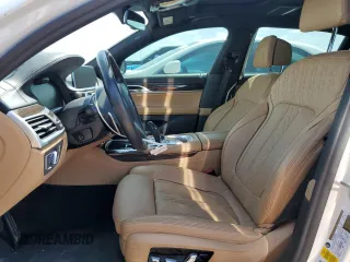 2021 BMW 7 Series 740i with VIN WBA7T2C06MCF88813, listed as a Copart auction lot 49589555 with 60,802 mi miles and Salvage title. Bid and sale history available at DreamBid. Image 7.