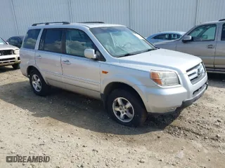 2008 Honda Pilot SE with VIN 5FNYF28398B020868, listed as a IAAI auction lot 41789338 with 286,261 mi miles. Bid and sale history available at carsss.com. Image 1.