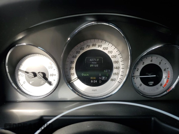 2014 Mercedes-Benz GLK 350 with VIN WDCGG8JB5EG281889, listed as a Copart auction lot 71431364 with 89,105 mi miles and Salvage Title. Bid and sale history available at DreamBid. Image 9.