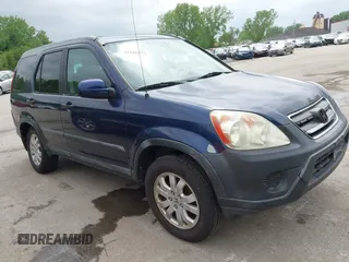 2005 Honda CR-V EX with VIN SHSRD78825U300526, listed as a IAAI auction lot 42146773 with 263,078 mi miles. Bid and sale history available at carsss.com. Image 1.